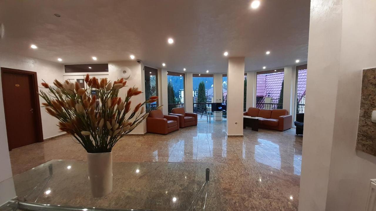 Pensiunea Lucy Sinaia Extérieur photo